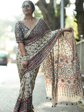 Vintage-Inspired Mirror Work Silk Saree